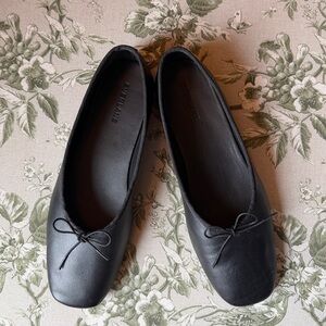 NWOT Everlane The Day Ballet Flats | Black Bow | Square Toe | Minimal Classic